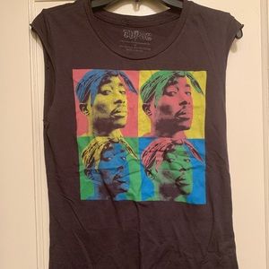 Gently worn Tupac T-shirt from Urban Outfitters.